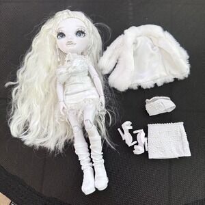 Rainbow High Natasha‎ Zima Greyscale series 1 Doll White Outfit Complete EUC